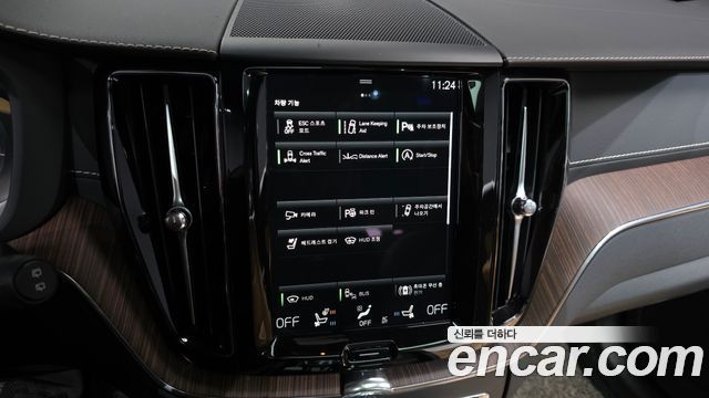 Volvo XC60 (II) B5 Inscription 2021 — фото 16