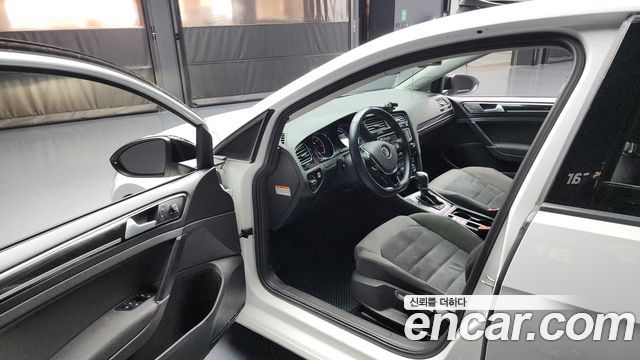 Volkswagen Golf (VII) 2.0 TDI 2015 — фото 10