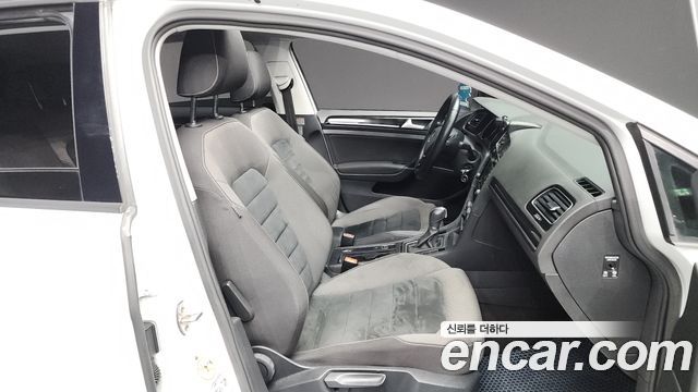 Volkswagen Golf (VII) 2.0 TDI 2015 — фото 11