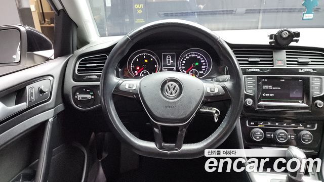 Volkswagen Golf (VII) 2.0 TDI 2015 — фото 13