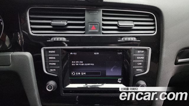 Volkswagen Golf (VII) 2.0 TDI 2015 — фото 14