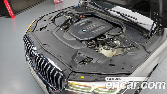 BMW 7 Series (G11) 730Ld xDrive M Sport 2020 — фото 6