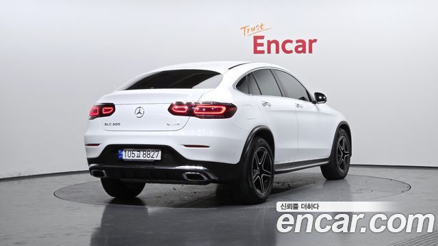 Mercedes-Benz GLC-Class (X253) GCL300 4MATIC Coupe 2023 — фото 2