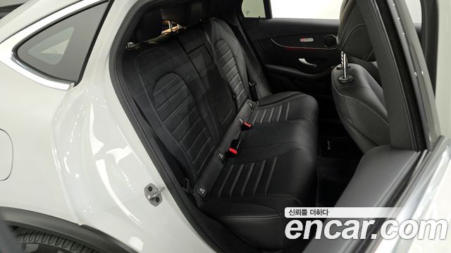 Mercedes-Benz GLC-Class (X253) GCL300 4MATIC Coupe 2023 — фото 12