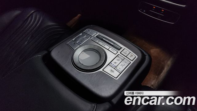 Genesis G80 (RG3) Gasoline 2.5 Turbo AWD 2021 — фото 19