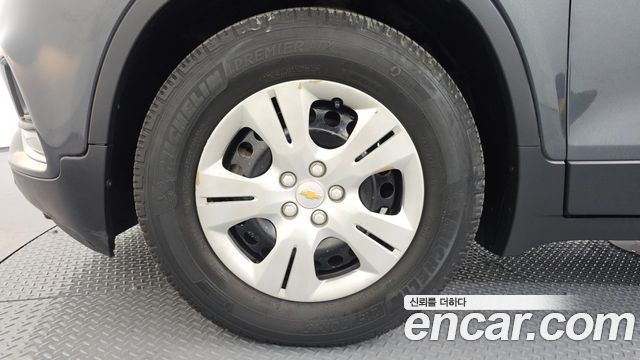 Chevrolet Trax 1.4 LS 2018 — фото 5