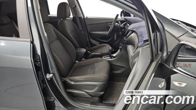 Chevrolet Trax 1.4 LS 2018 — фото 13
