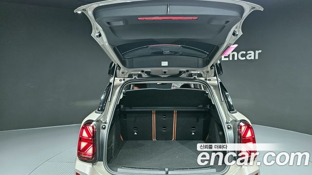 MINI Cooper S Countryman ALL4 Classic 2nd 2022 — фото 20