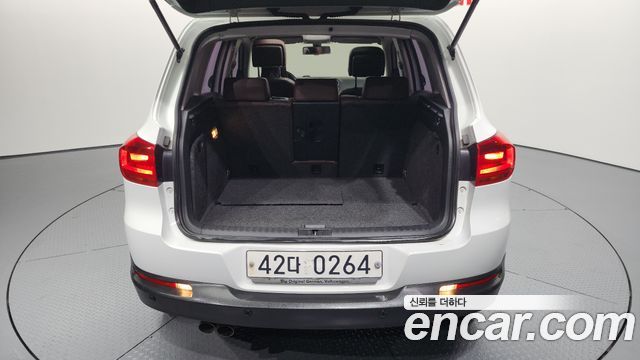 Volkswagen Tiguan 2.0 TDI  Premium 5N 2016 — фото 20