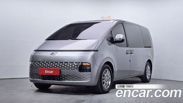 Hyundai Staria Tourer 9-Seater Modern 2022 — фото 1