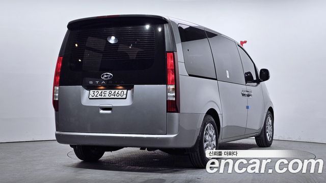 Hyundai Staria Tourer 9-Seater Modern 2022 — фото 2