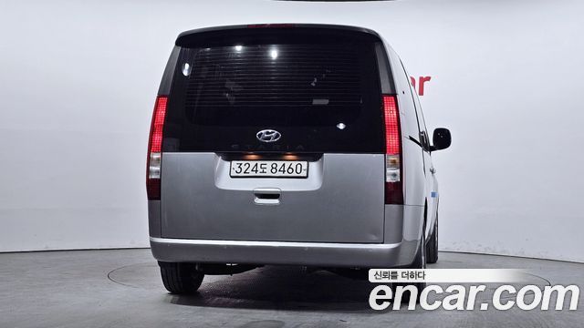 Hyundai Staria Tourer 9-Seater Modern 2022 — фото 4