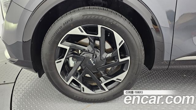 Kia Sportage (V) Gasoline 1.6 Turbo 2WD Signature 2022 — фото 5