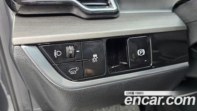 Kia Sportage (V) Gasoline 1.6 Turbo 2WD Signature 2022 — фото 13