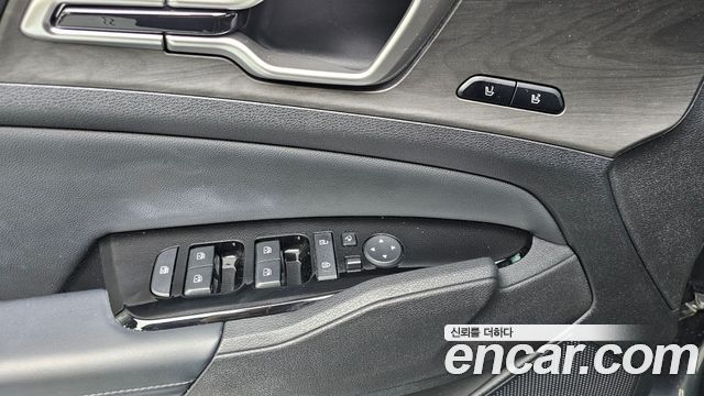 Kia Sportage (V) Gasoline 1.6 Turbo 2WD Signature 2022 — фото 18
