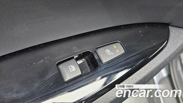 Kia Sportage (V) Gasoline 1.6 Turbo 2WD Signature 2022 — фото 19