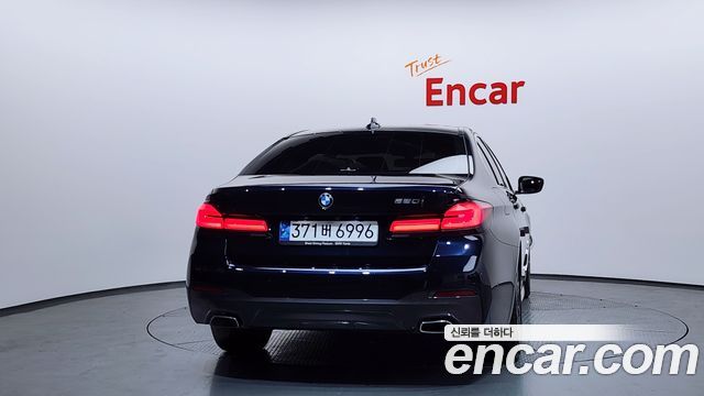 BMW 5 Series (G30) 520i M Sport 2022 — фото 4
