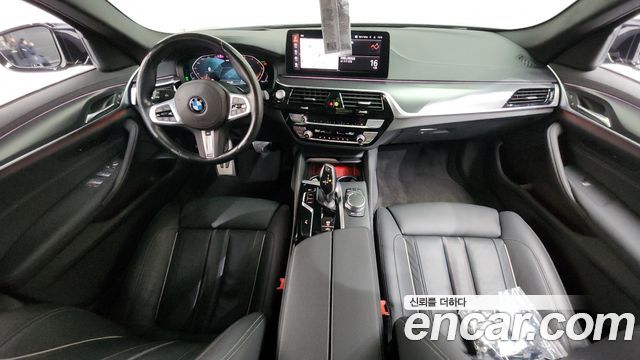 BMW 5 Series (G30) 520i M Sport 2022 — фото 7