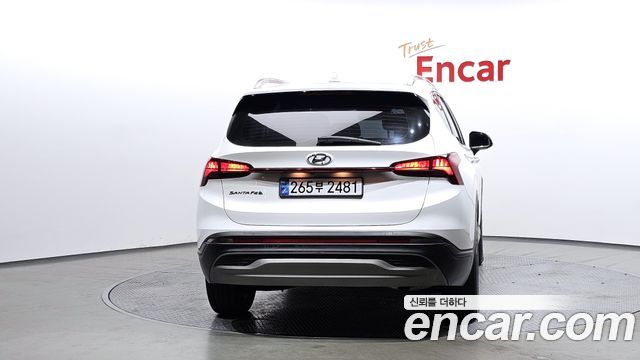 Hyundai Santa Fe Diesel 2.2 2WD Prestige 2021 — фото 4