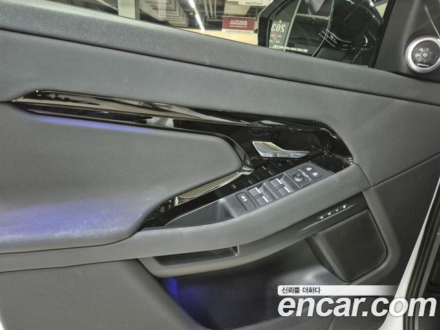 Land Rover Range Rover Evoque (II) P250 Dynamic SE 2025 — фото 9