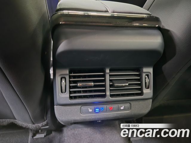 Land Rover Range Rover Evoque (II) P250 Dynamic SE 2025 — фото 21