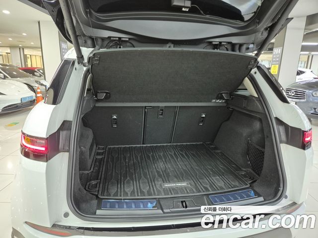 Land Rover Range Rover Evoque (II) P250 Dynamic SE 2025 — фото 6