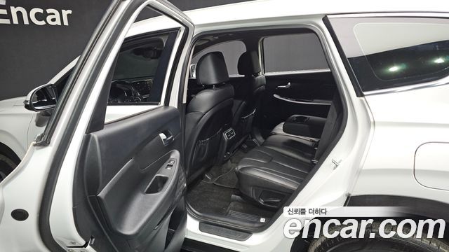 Hyundai Santa Fe Diesel 2.2 4WD Exclusive 2023 — фото 12