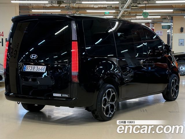Hyundai Staria HEV 1.6 Cargo 5-Seater Modern 2025 — фото 2