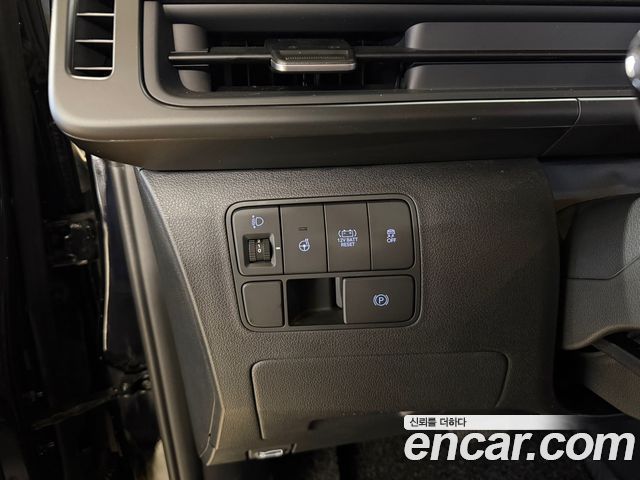 Hyundai Staria HEV 1.6 Cargo 5-Seater Modern 2025 — фото 17