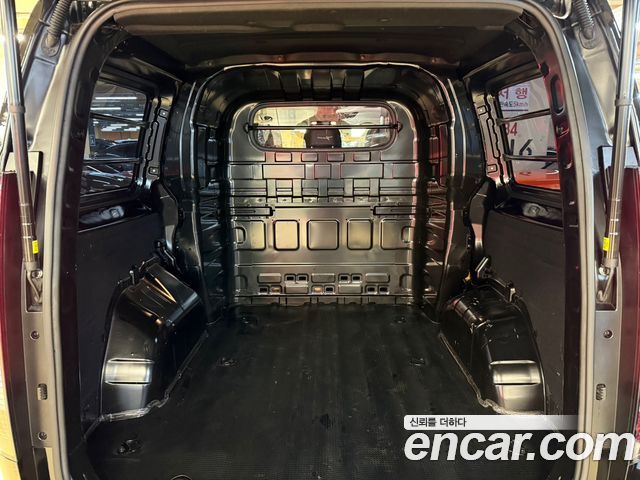 Hyundai Staria HEV 1.6 Cargo 5-Seater Modern 2025 — фото 24
