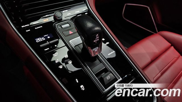 Porsche Panamera (971) 2.9 AWD E-Hybrid Platinum Edition 2023 — фото 9