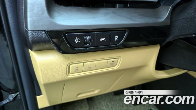 Kia Carnival (IV) Diesel 9-Seater Prestige 2021 — фото 17
