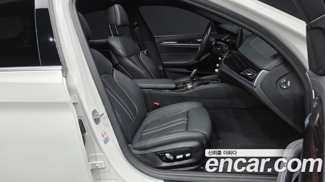 BMW 5 Series (G30) 520i M Sport 2021 — фото 11