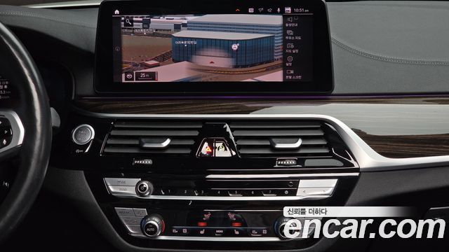 BMW 5 Series (G30) 520i M Sport 2021 — фото 14