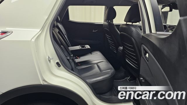 KG Mobility (SsangYong) Very New Tivoli Gasoline 1.5 2WD V3 2022 — фото 12