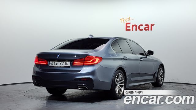 BMW 5 Series (G30) 530i M Sport Package Plus 2017 — фото 2