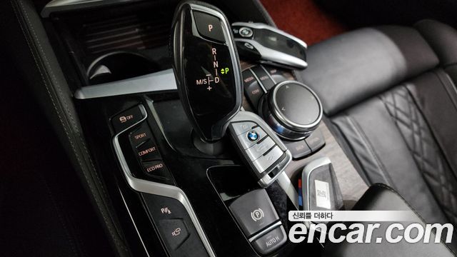 BMW 5 Series (G30) 530i M Sport Package Plus 2017 — фото 9