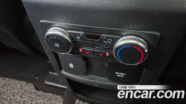 Ford Explorer (VI) 2.3 LimIted 4WD 2020 — фото 18