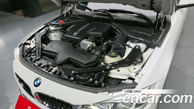 BMW 4 Series (F32) 428i M Sport Convertible 2016 — фото 6