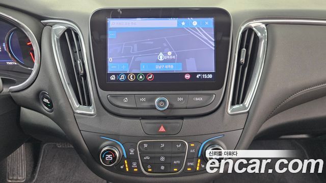 Chevrolet Malibu 2.0 Turbo LT Special 2019 — фото 14