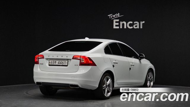 Volvo S60 D4 2nd 2017 — фото 2