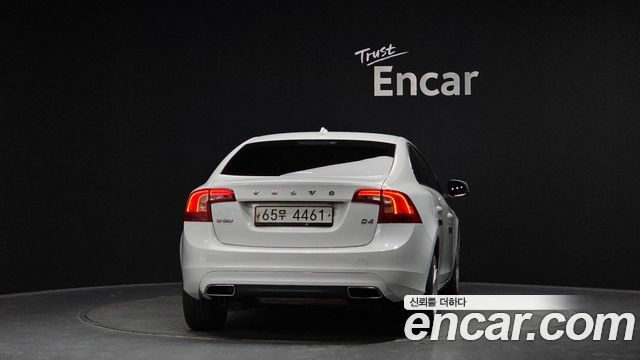Volvo S60 D4 2nd 2017 — фото 4