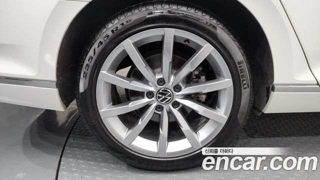 Volkswagen Passat GT (B8) 2.0 TDI Prestige 2021 — фото 5