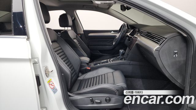 Volkswagen Passat GT (B8) 2.0 TDI Prestige 2021 — фото 11