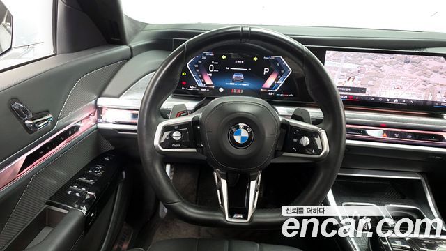 BMW 7 Series (G70) 740i sDrive M Sport Individual 2023 — фото 13