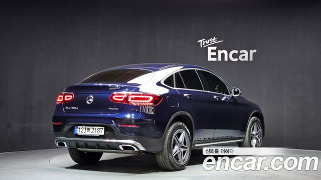 Mercedes-Benz GLC-Class (X253) GLC300e 4MATIC Coupe 2023 — фото 2