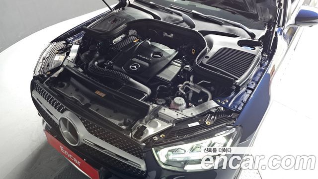 Mercedes-Benz GLC-Class (X253) GLC300e 4MATIC Coupe 2023 — фото 6
