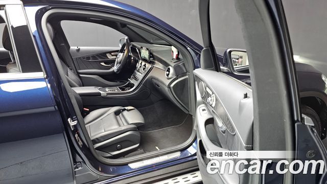 Mercedes-Benz GLC-Class (X253) GLC300e 4MATIC Coupe 2023 — фото 12