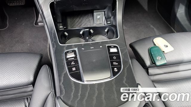 Mercedes-Benz GLC-Class (X253) GLC300e 4MATIC Coupe 2023 — фото 19
