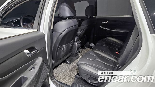 Hyundai Santa Fe Diesel 2.2 2WD Exclusive 2022 — фото 11